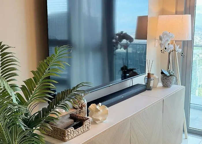 Where Coastal Luxury Meets Soul - Uptown Bgc *
