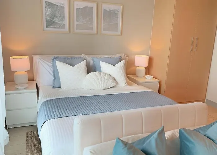 Apartamento Where Coastal Luxury Meets Soul - Uptown Bgc *