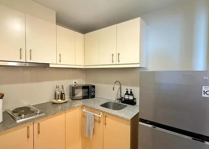 Where Coastal Luxury Meets Soul - Uptown Bgc Apartamento